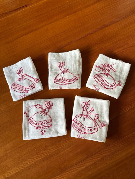 X5 Vintage Embroidered Tea Towels