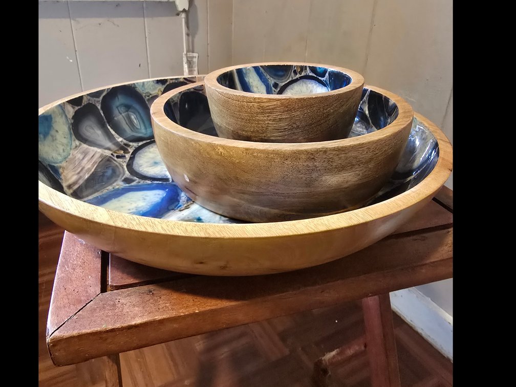 (X'3)Acacia Artisan Bowls