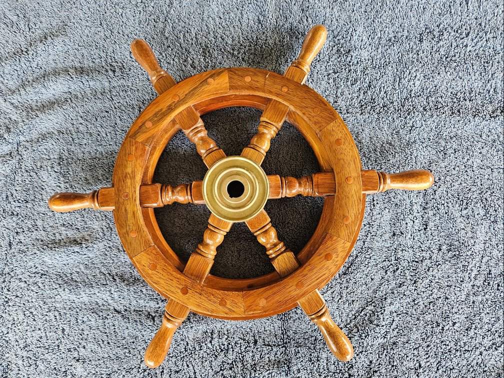 18” sailboat steering wheel