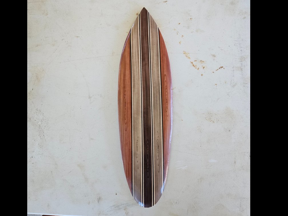 Wall hang surfboard 