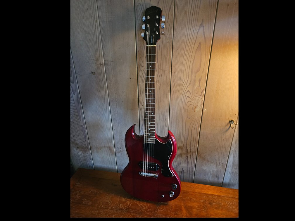Epiphone Gibson Junior electric guitar. 