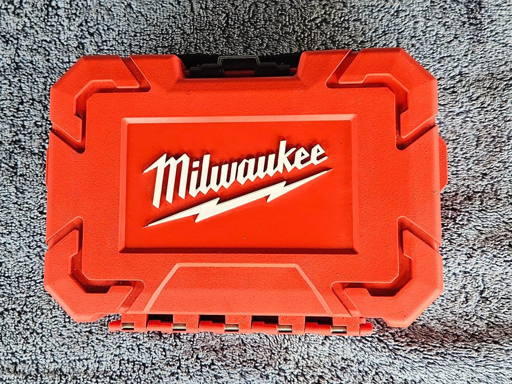 Milwaukee hole saw.