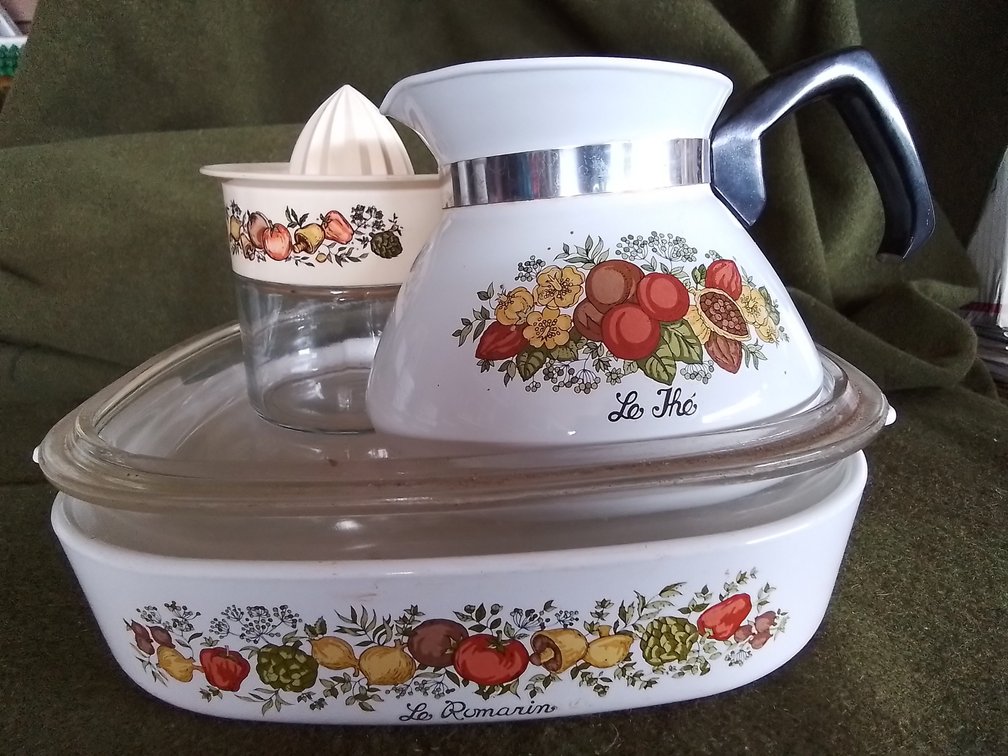 VINTAGE--Corningware  SPICEofLIFE