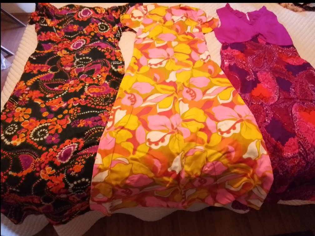  (X's4) Vintage Maxi dresses