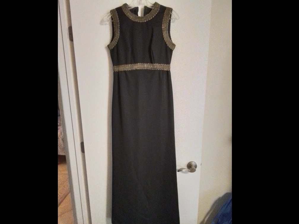 Greek goddess in Black gown 