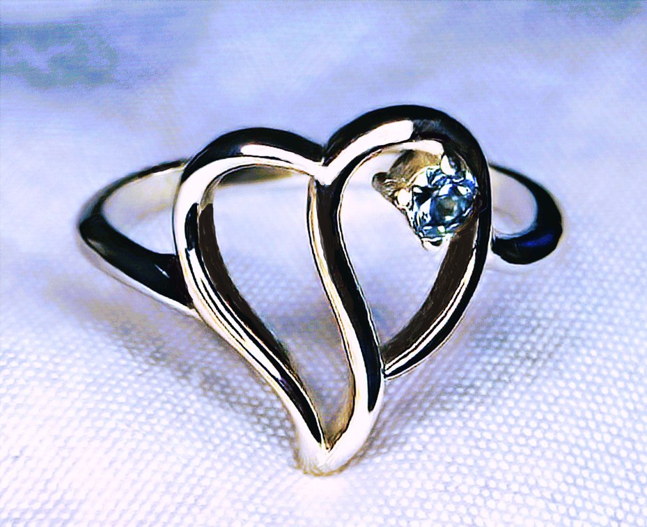 NEW! Genuine Montana USA Mined Sapphire Set in a Rhodium Overlayed Sterling Ring!