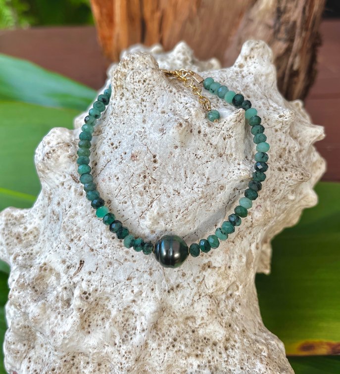 Tahitian Pearl and Emerald Bracelet