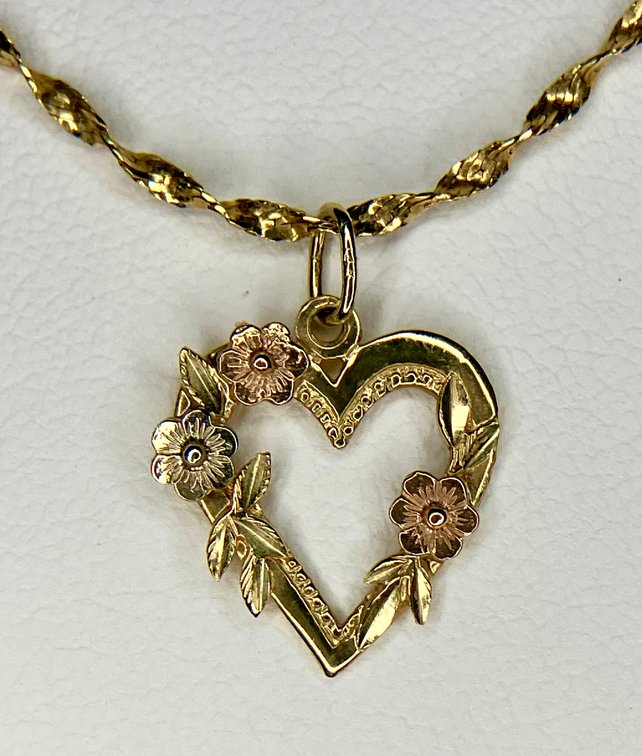14K Solid Gold Italian Chain with Black Hills 14K Gold Pendant