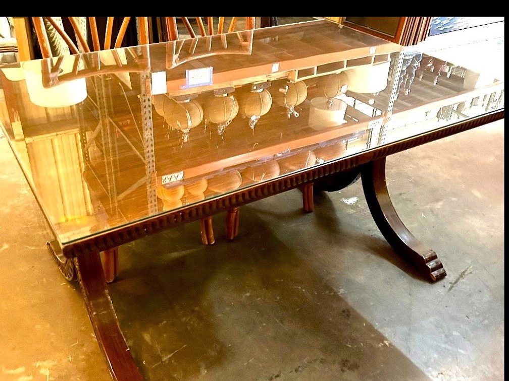 MOC Large diming table