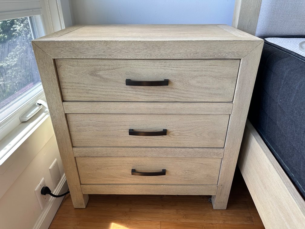 Modern 3-Drawer Nightstands – Light Wood Finish
