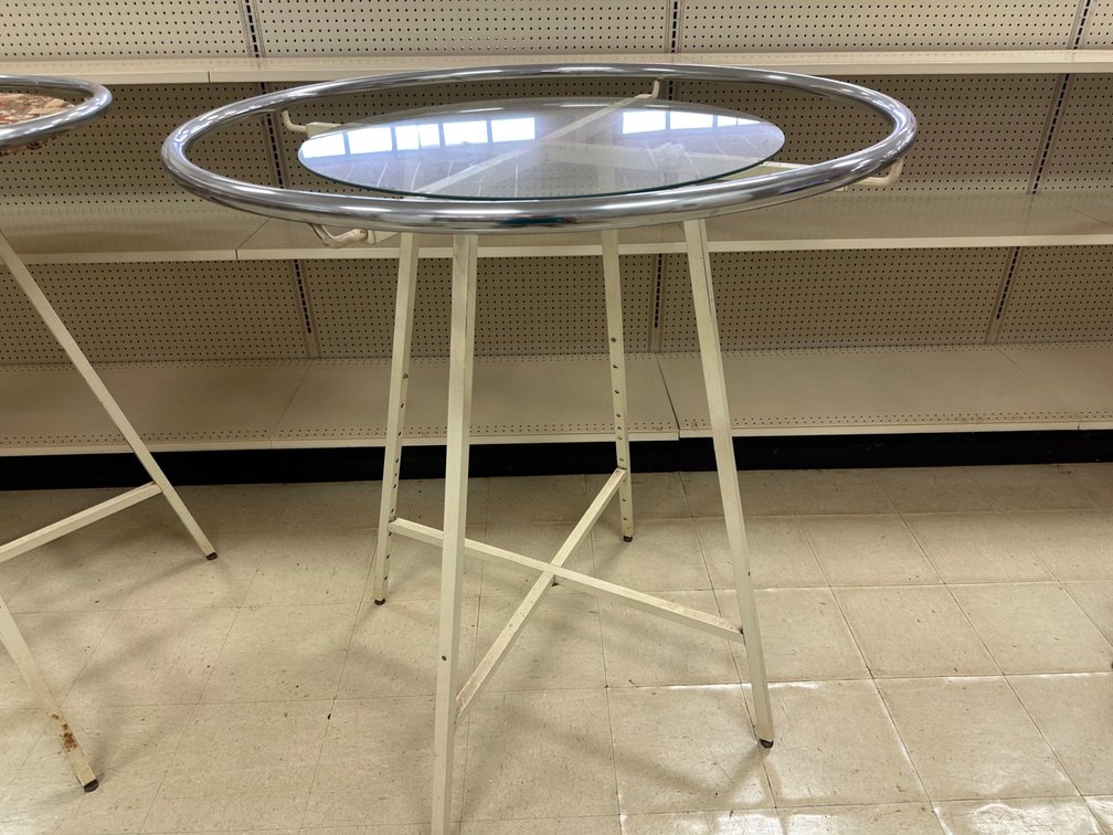 Adjustable Round Commercial Clothing Rack