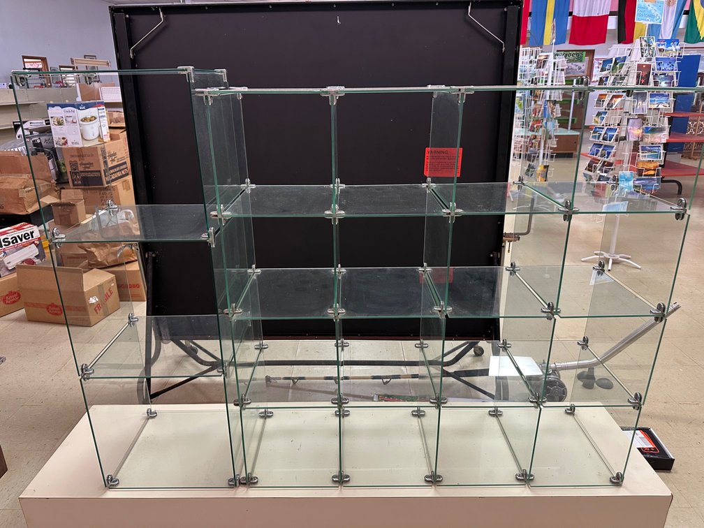 Glass Cube Display Shelving – Modular Retail Fixtures with Two Shelf Sizes