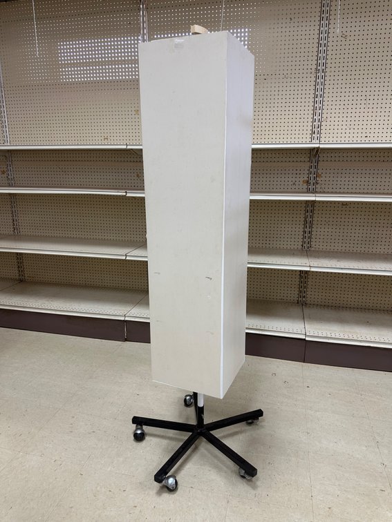 Spinning Retail Display Fixture on Wheels