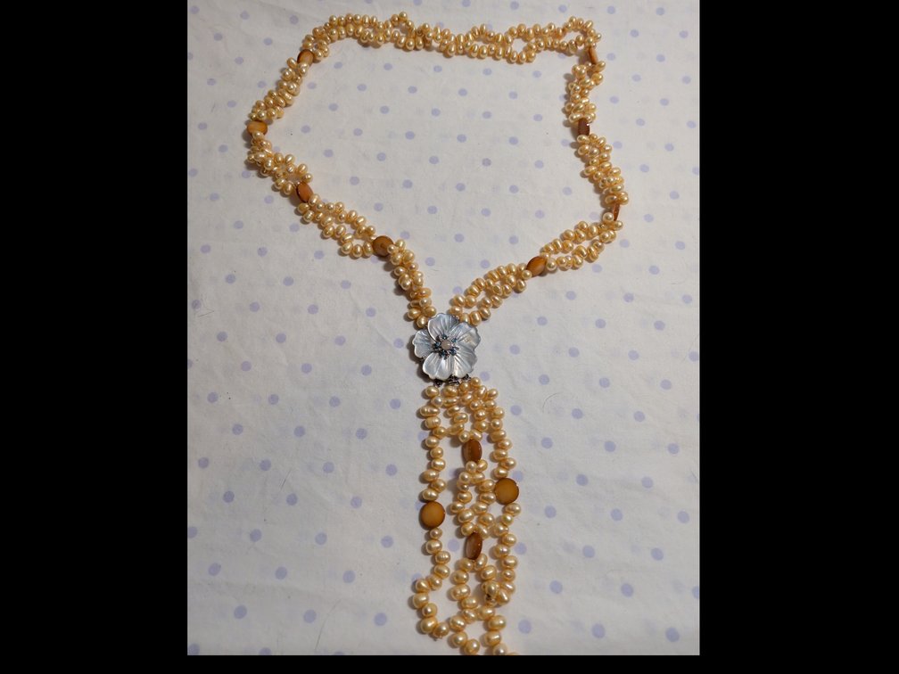 Yellow freshwater pearl with flower pendant