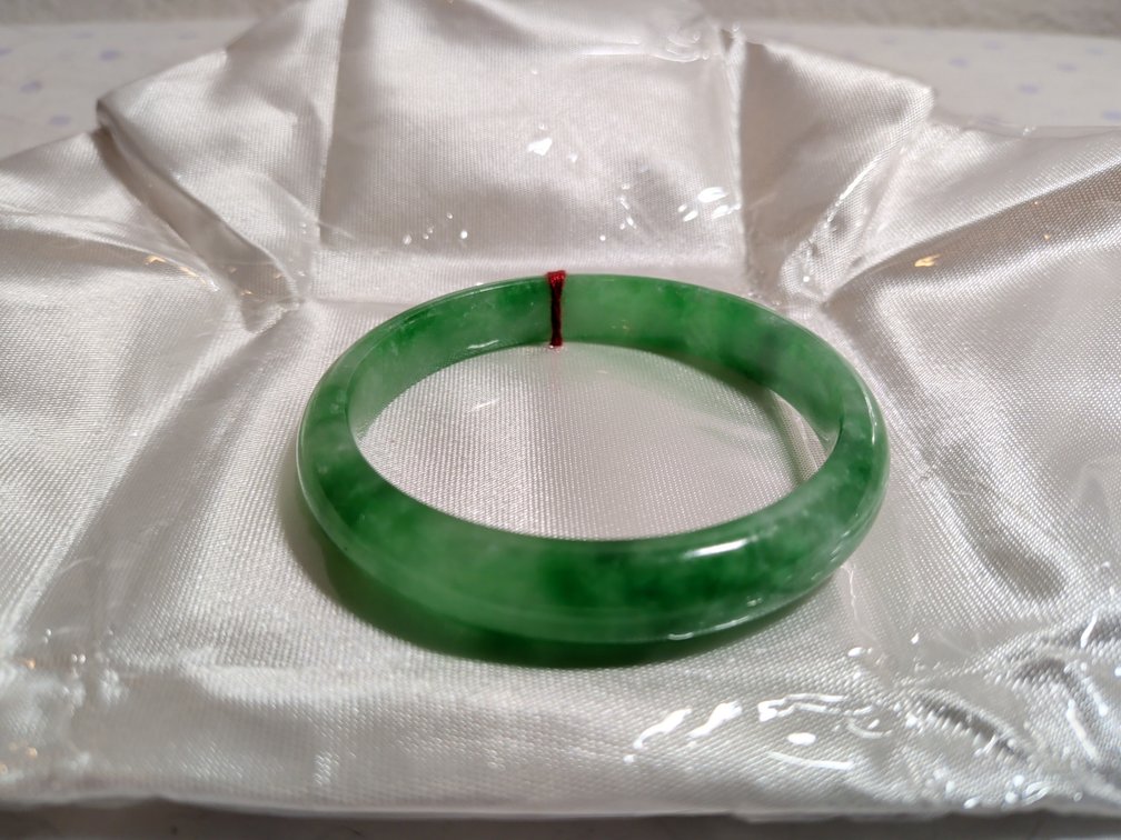 3" Jade bracelet