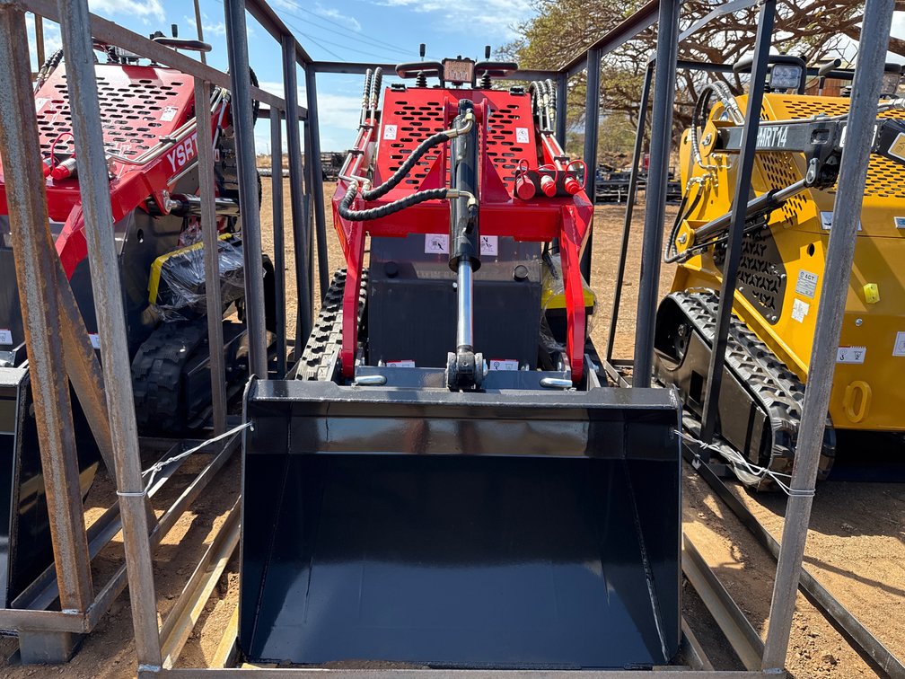 AGT YSRT14 Skid Steer