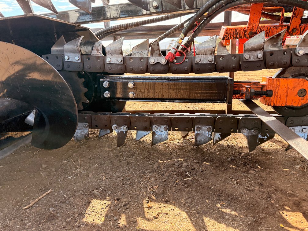 Mower King Type ECSSCT72 Skid Steer Trencher