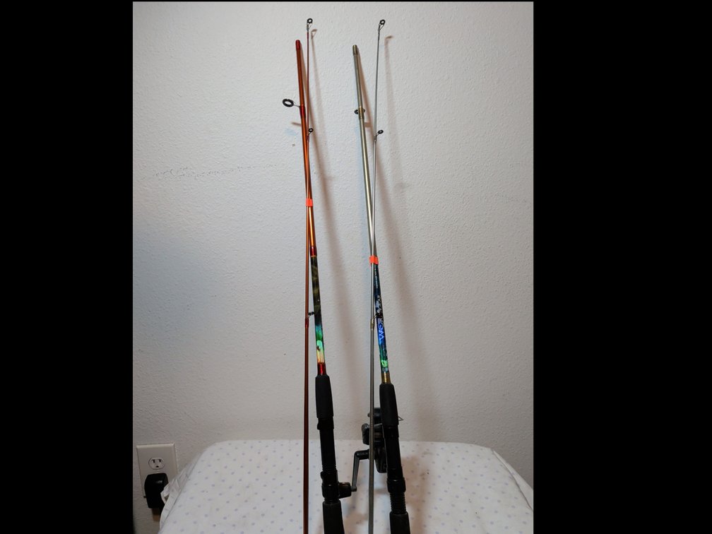 2 Youth 5.5 fishing pole by Wormgear with only 1 reel