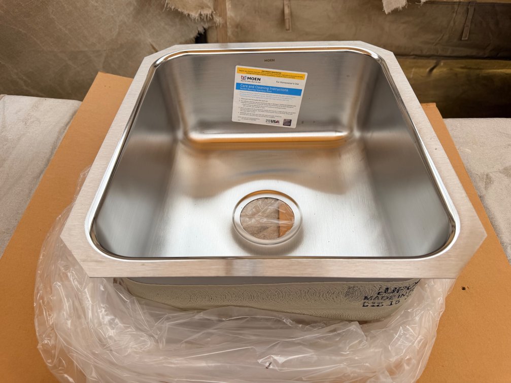 Moen Undermount Stainless Steel Kitchen Sink (Single Bowl)