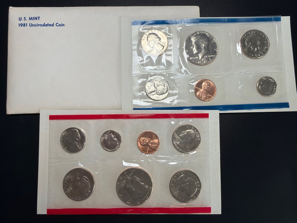 1981 US Mint 13-Coin Uncirculated Mint Set