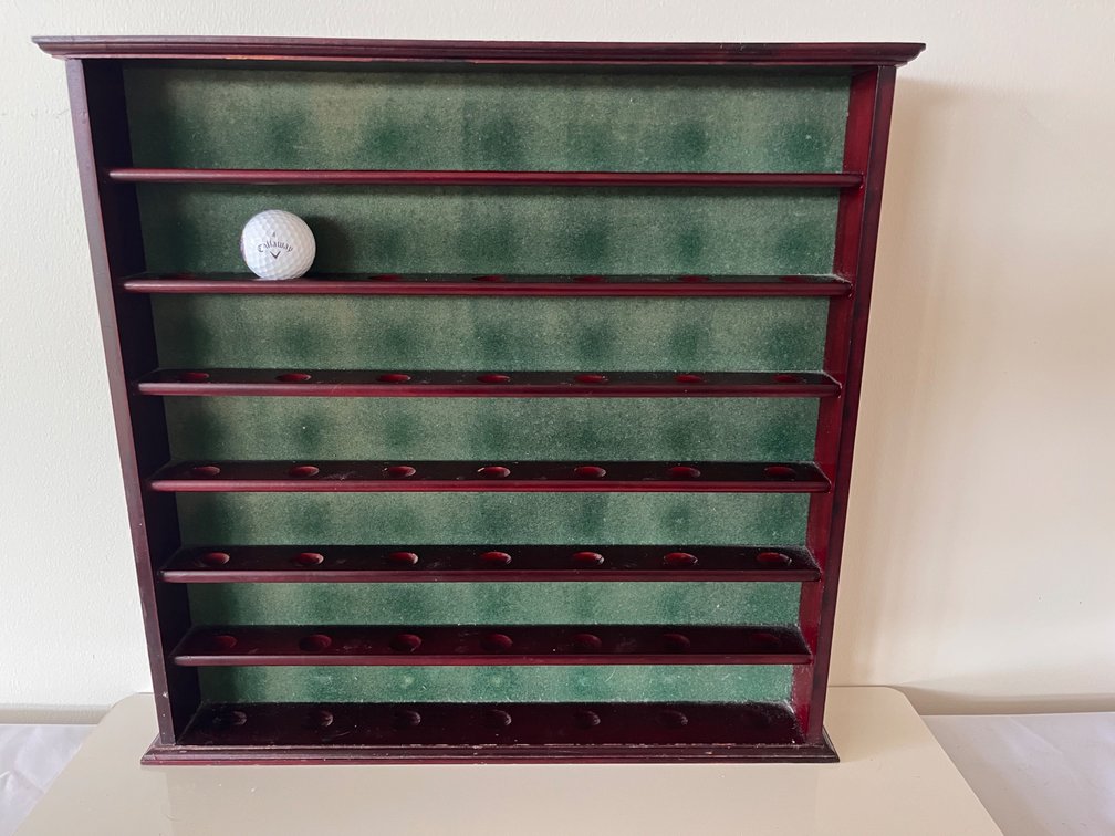 Wooden Golf Ball Stand