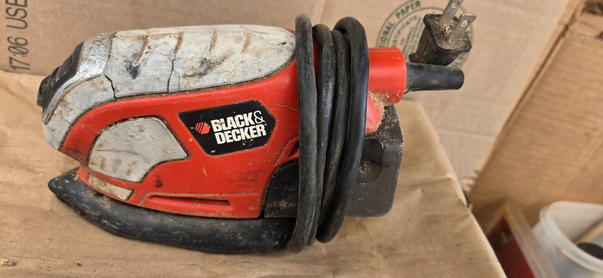 B&D sander  "Mouse"