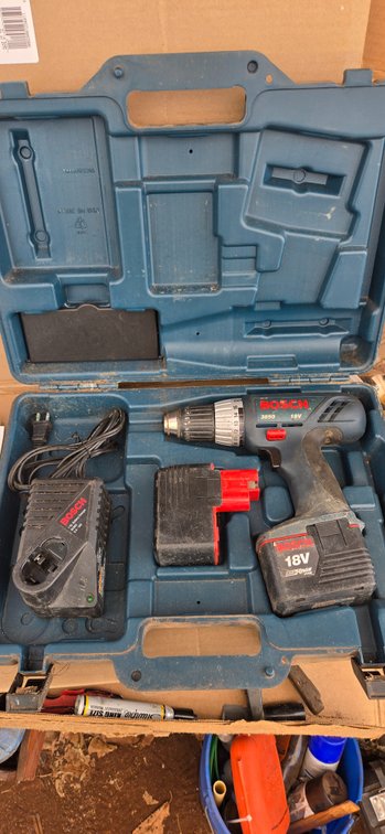 Bosch18vt Drill n 2 batt n charger