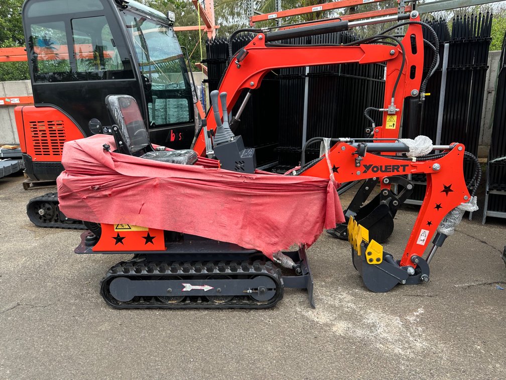 Youert U-08 Mini Excavator