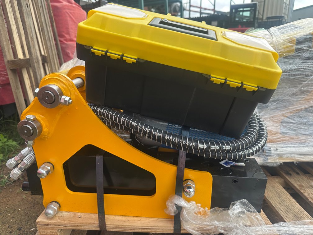 Hydraulic Breaker Hammer Attachment