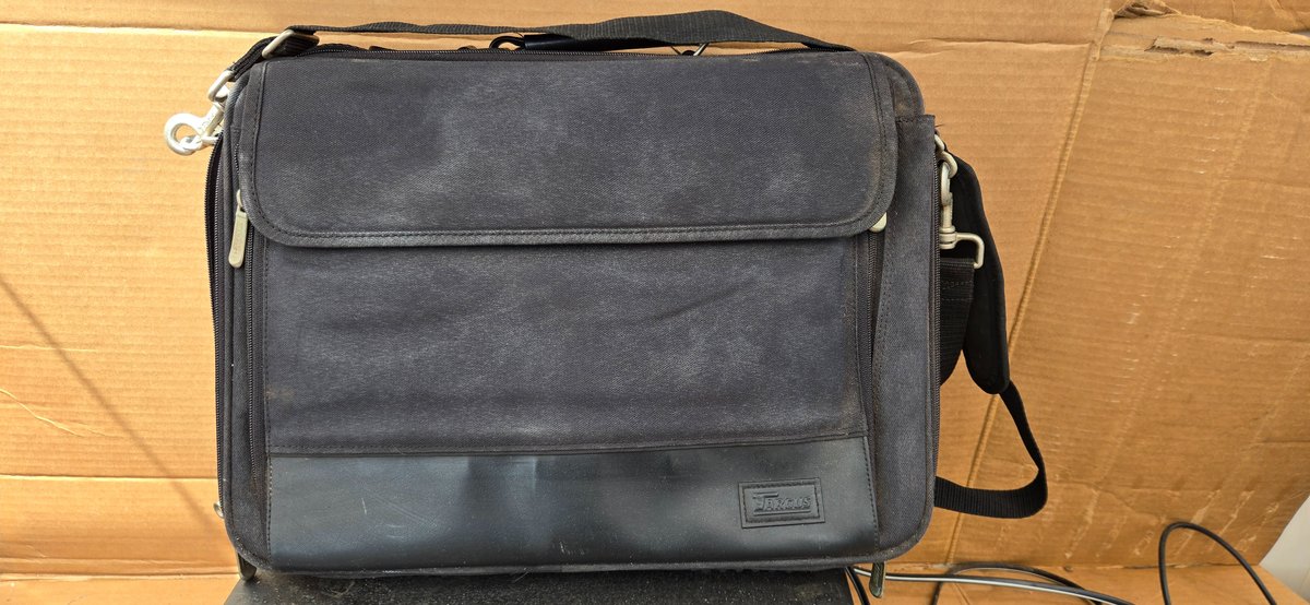 Bk Computer travel bag 16x12
