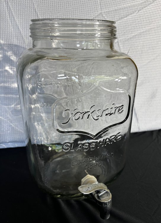 Clear Glass Beverage Dispenser 