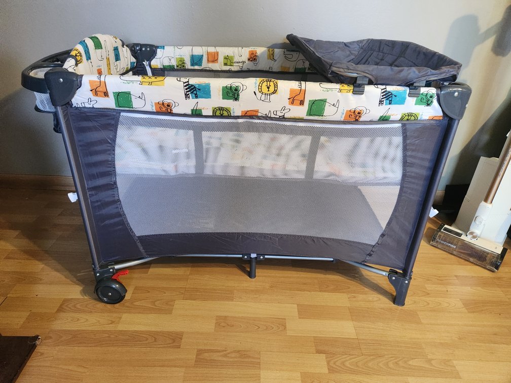 Pearlove 5-in-1 Bassinet/Pack and Play