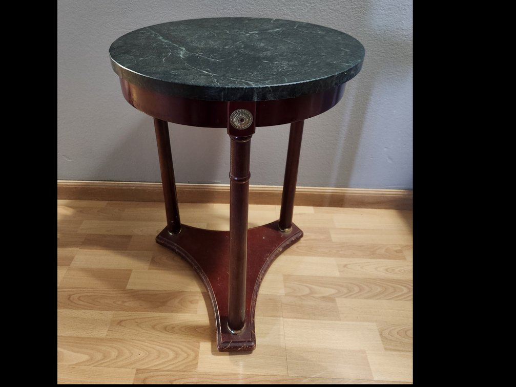 Stone Top Side Table (circle)