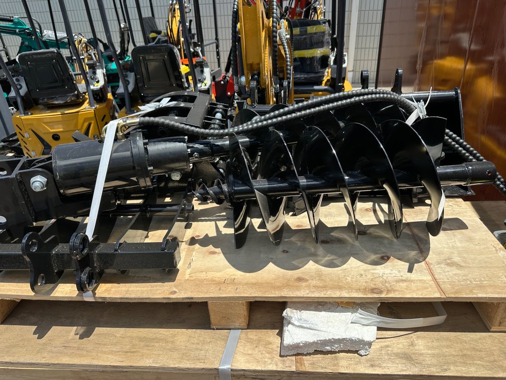 (X's 8) Mixed Lot of Mini Excavator / Skid Steer Attachments