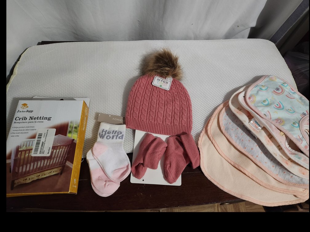 Mixed Lot of Baby Items