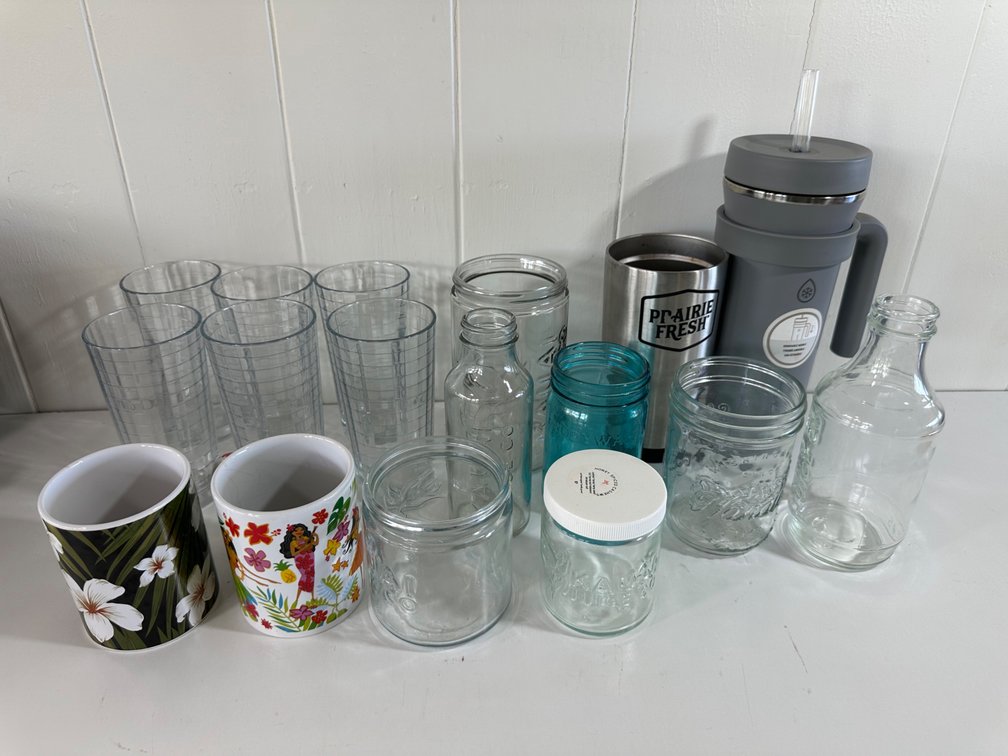 Kitchen Glassware & Drinkware Assortment