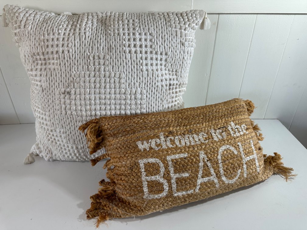 Pair of Decorative Throw Pillows – Beach Theme