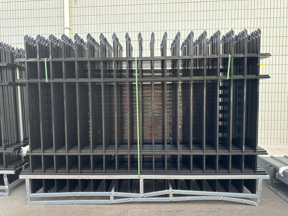 (X's 22) 10ft Wrought Iron Fence Panels – 220 Ft Total
