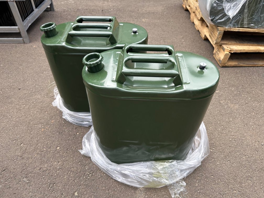 (X's 2) 30L Oil / Gas Drums