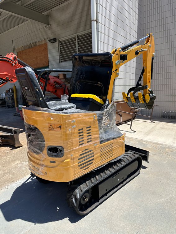 Landhero LDH-KV16 Mini Excavator - Some Assembly Required