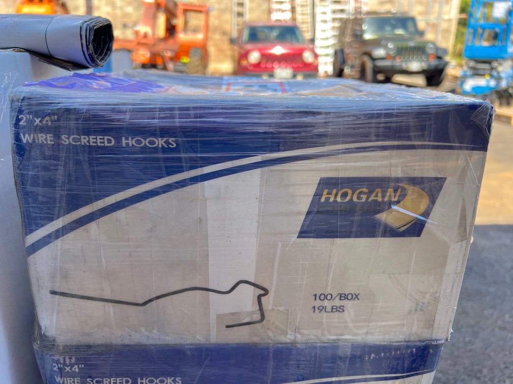 Wire screed hooks 100ct