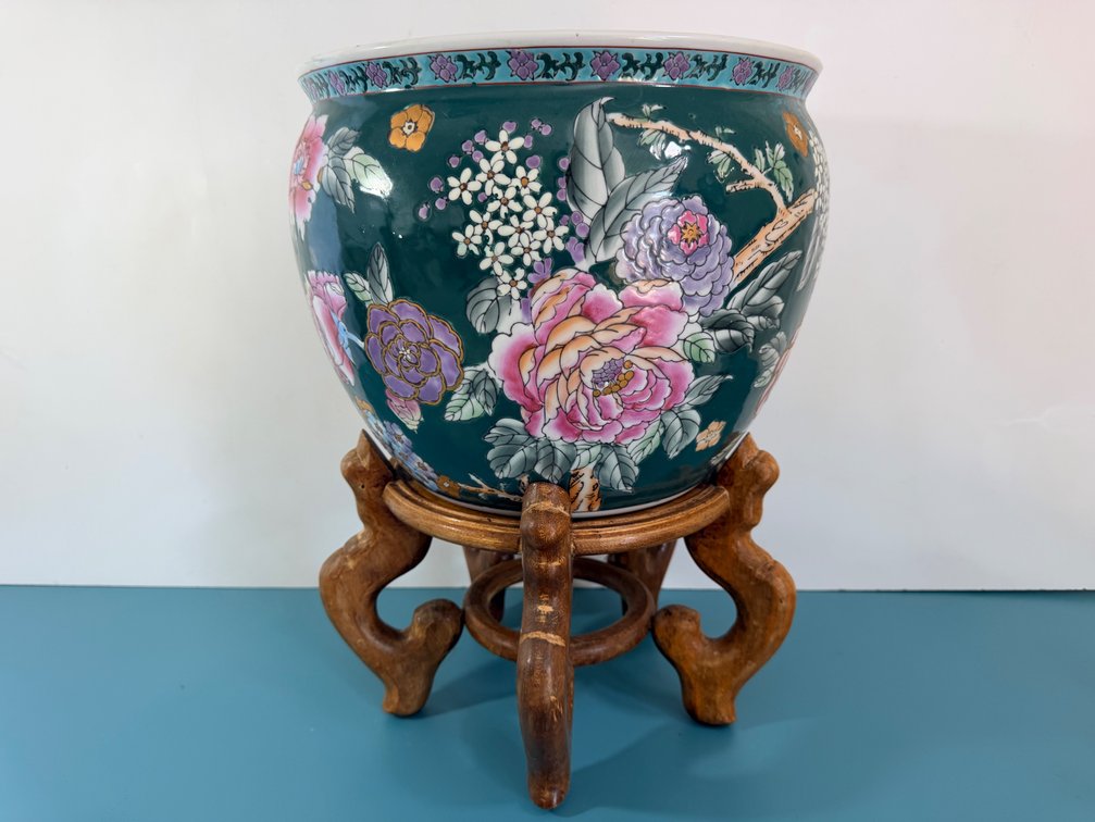 Chinese Porcelain Fishbowl Jardinière with Floral Decoration and Wooden Stand