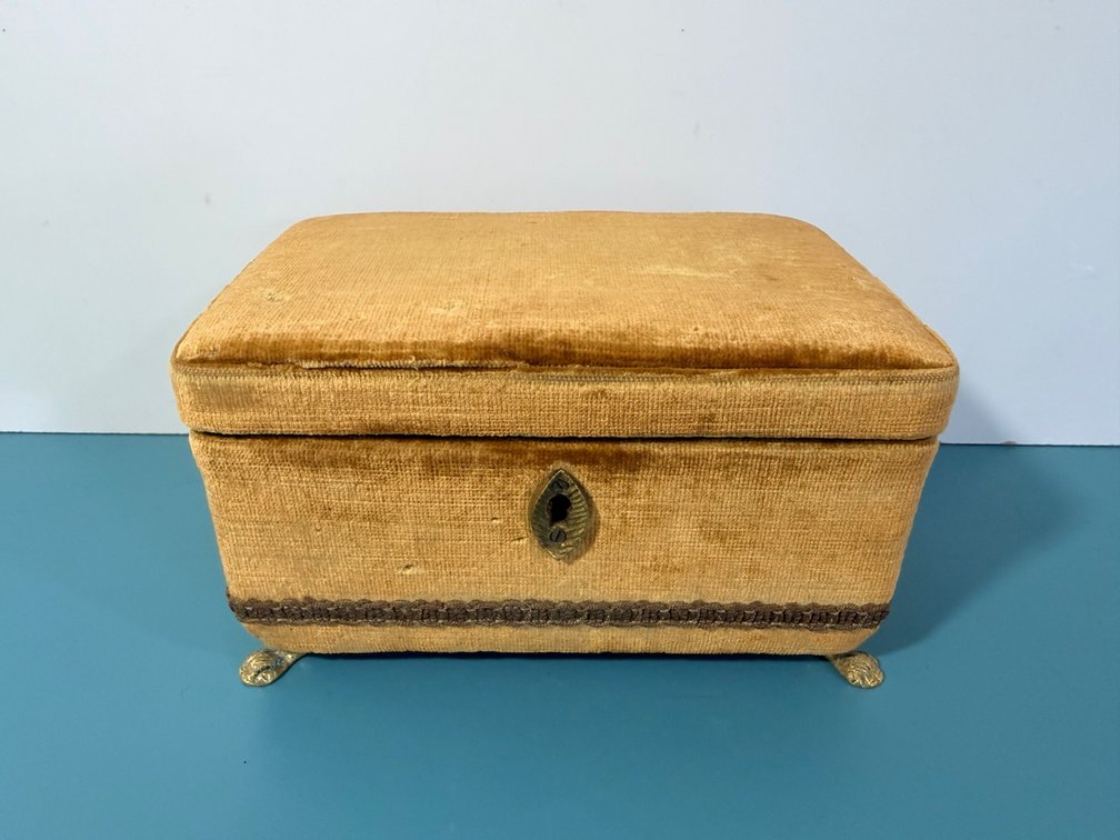 Vintage Italian Velvet-Covered Music Box with Key