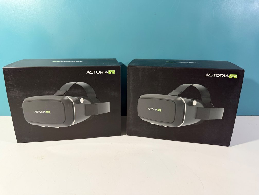 (X's 2) AstoriaVR Virtual Reality Headsets - New