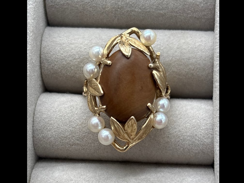 14k Yellow Gold & Genuine Pearl Vintage Cocktail Ring