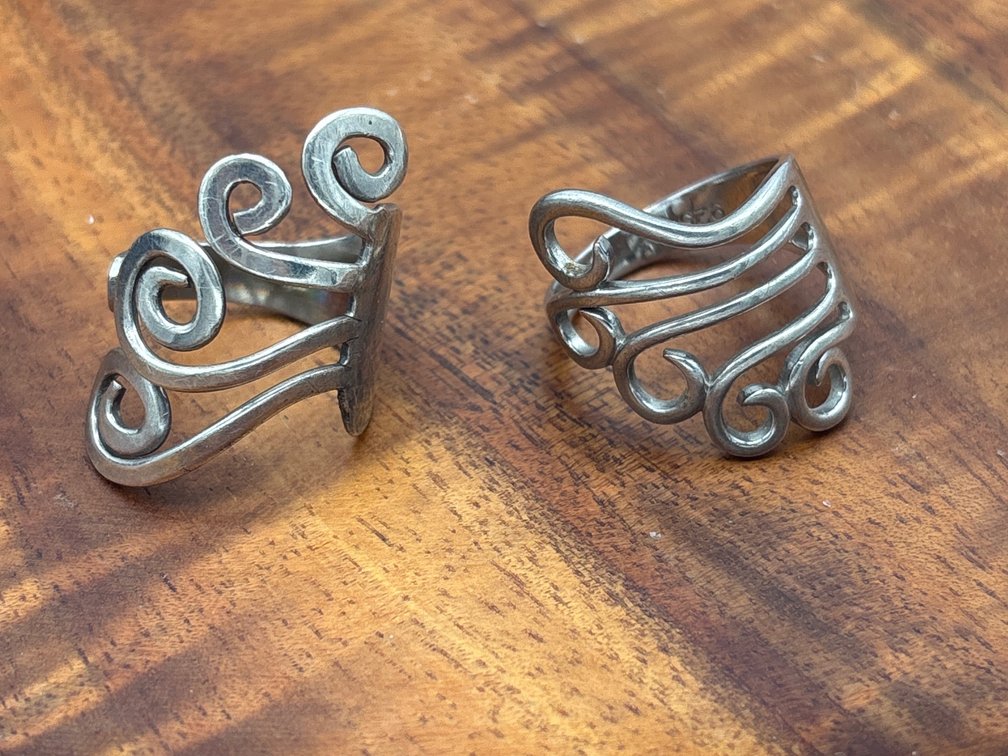 (X's 2)  Two 925 Silver Rings 