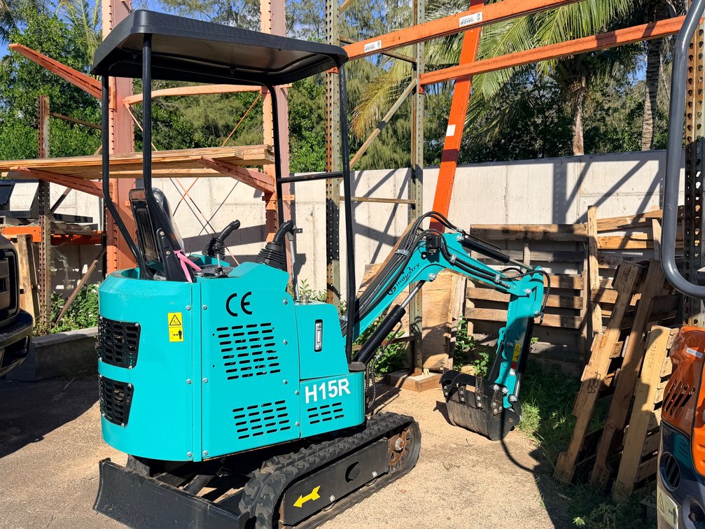 H15R Mini Excavator - Dead Battery - Untested