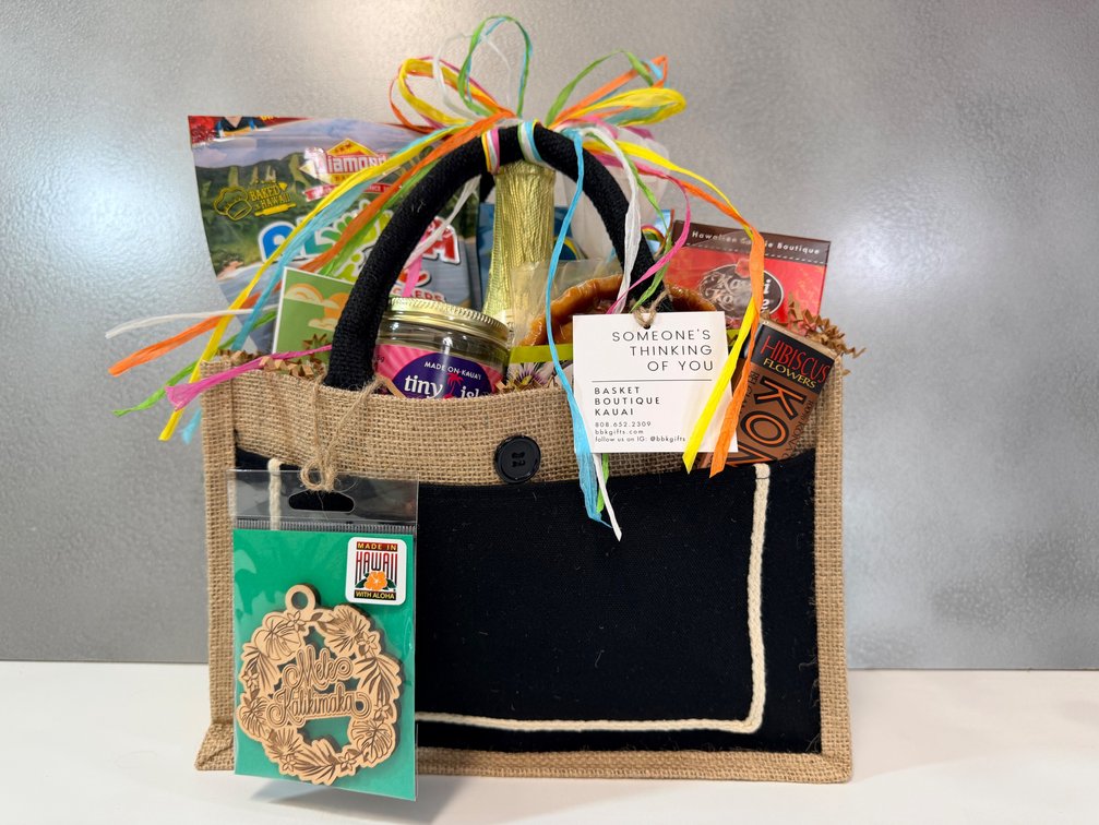 Basket Boutique Hawaiian Gift Basket – Gourmet Island Favorites