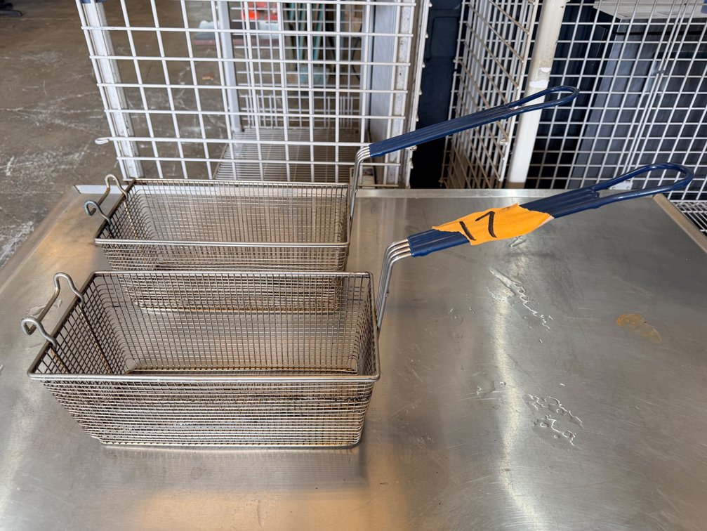 (X's 2) Fryer Baskets