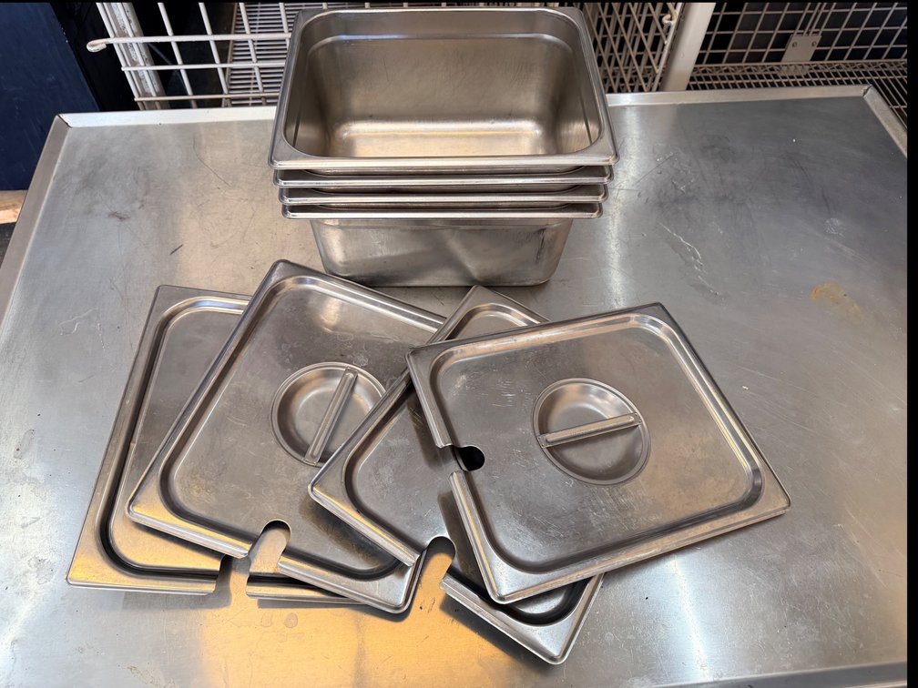 (X's 4) Stainless Steel Hotel Pans with Lids